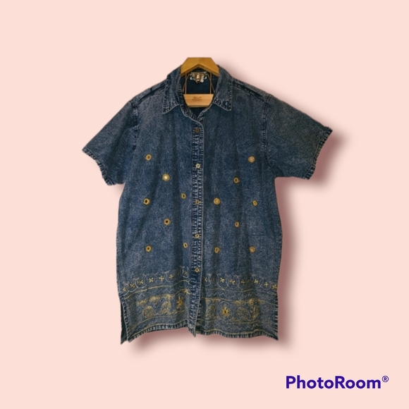 Club Z Denim Womens 18-20 Distressed Retro Denim Button Up - Picture 1 of 13